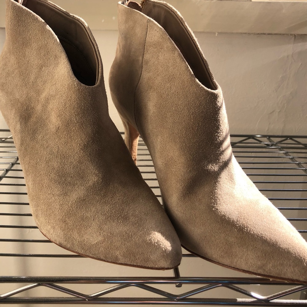 Joie cream zipper-back booties. 3” heel.